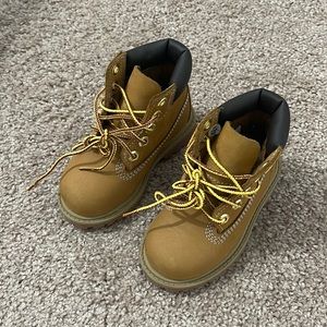 TIMBERLAND BOOTS